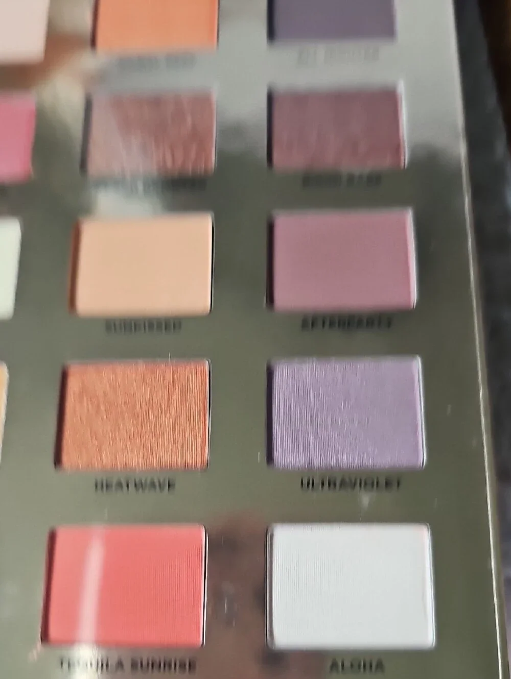 New ICONIC London Sunset To Sunrise Eyeshadow Palette - Multi-Color Summer Glow